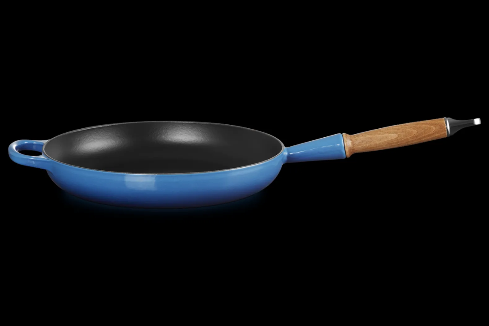 Cast Iron Frying Pan with Wooden Handle