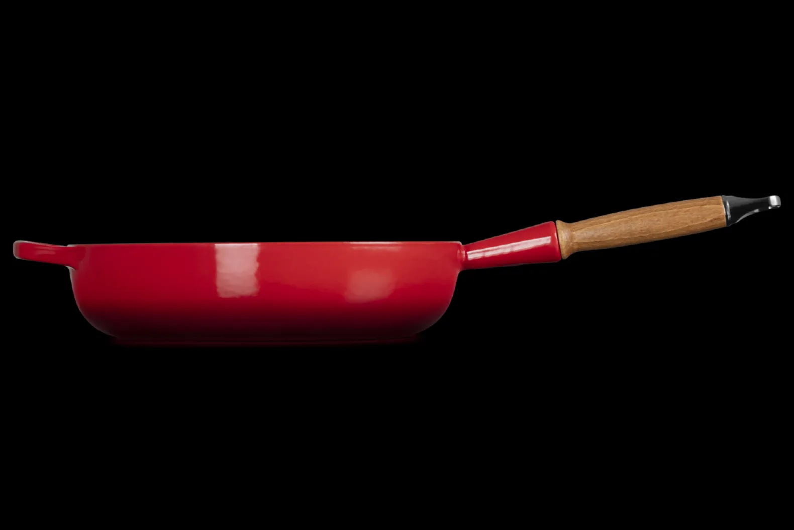 Cast Iron Sauté Pan with Wooden Handle
