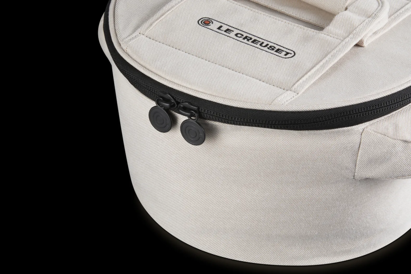 Round Casserole Tote Bag