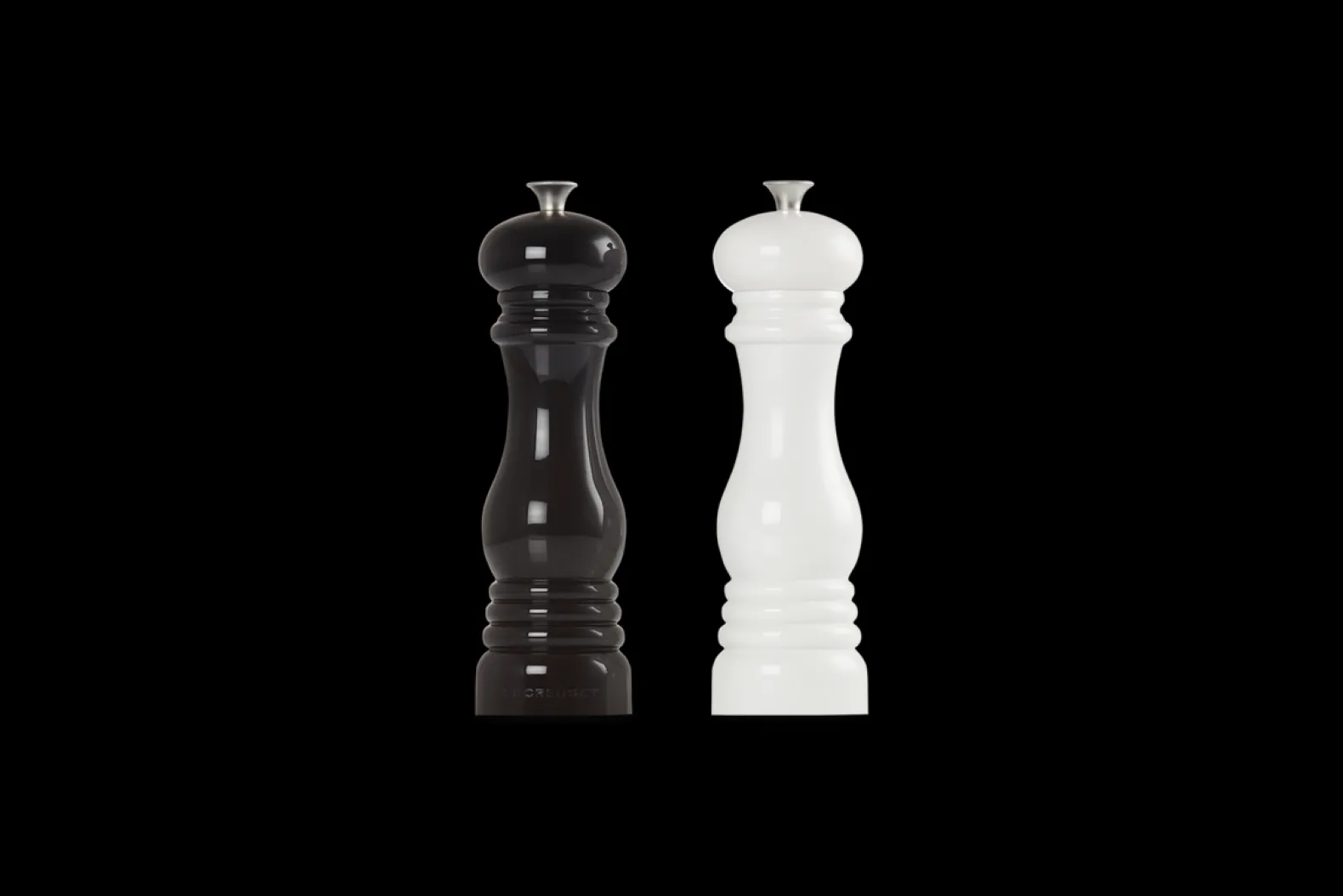Salt and Pepper Mill Set