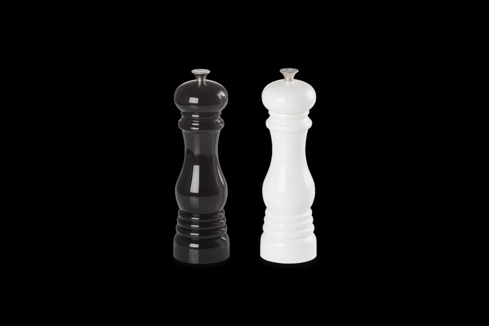 Salt and Pepper Mill Set
