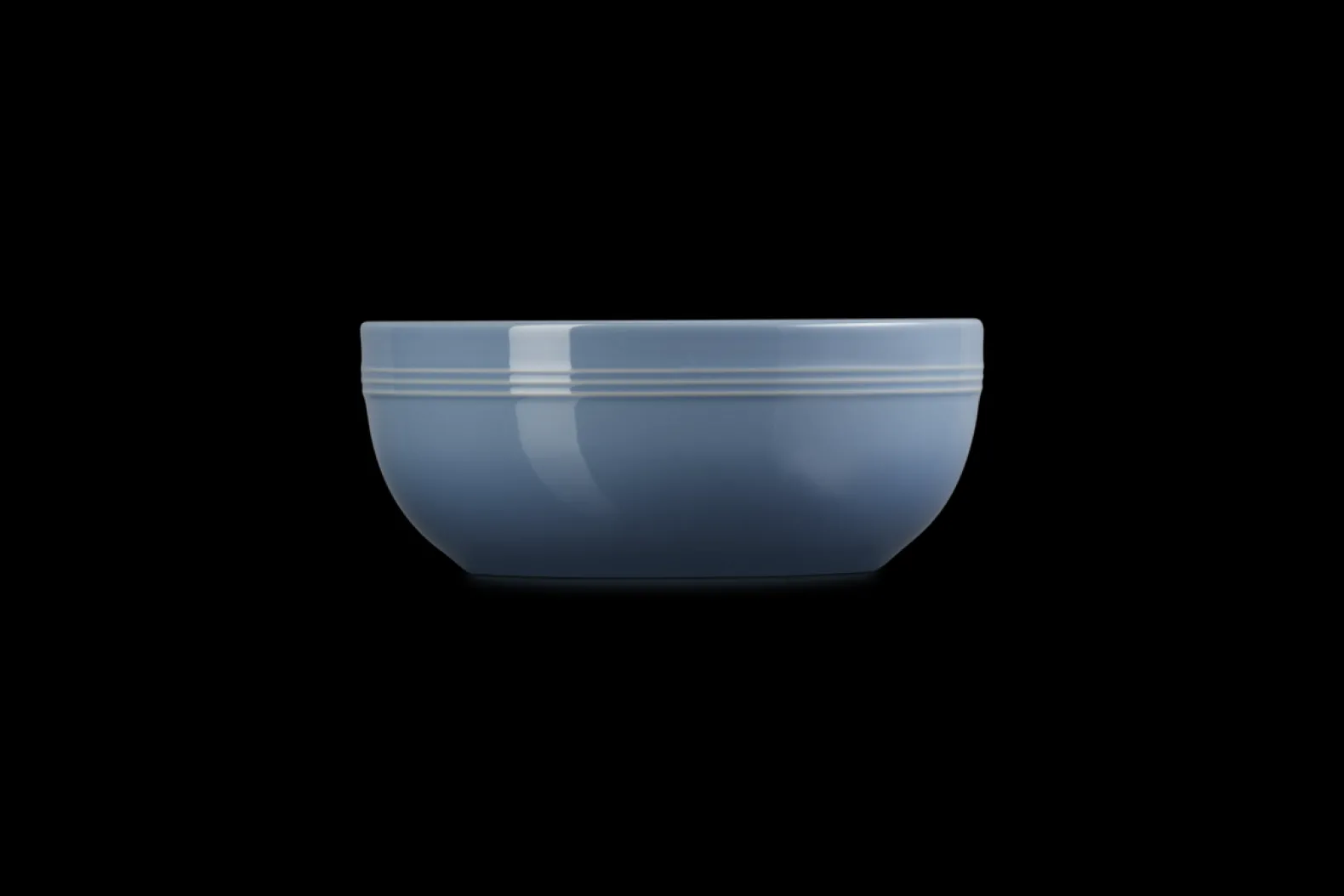 Stoneware Coupe Serving Bowl