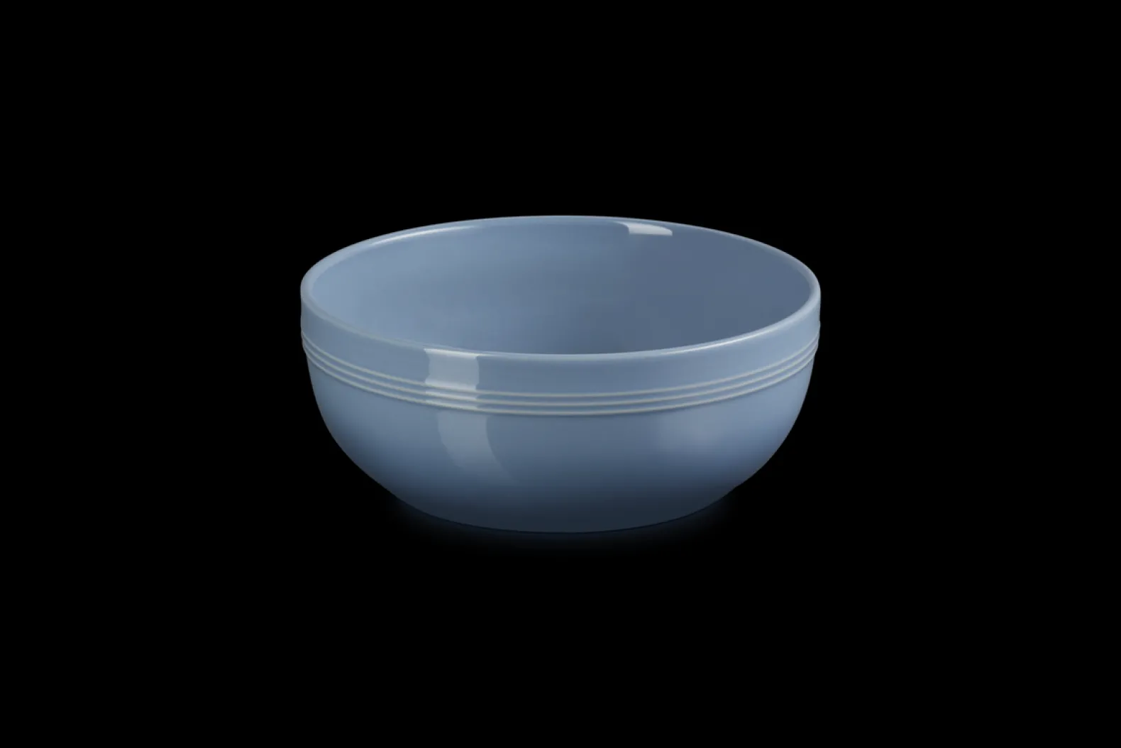 Stoneware Coupe Serving Bowl