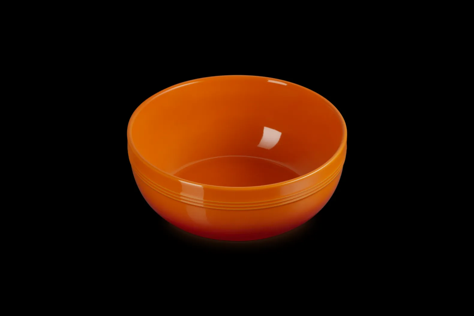 Stoneware Coupe Serving Bowl