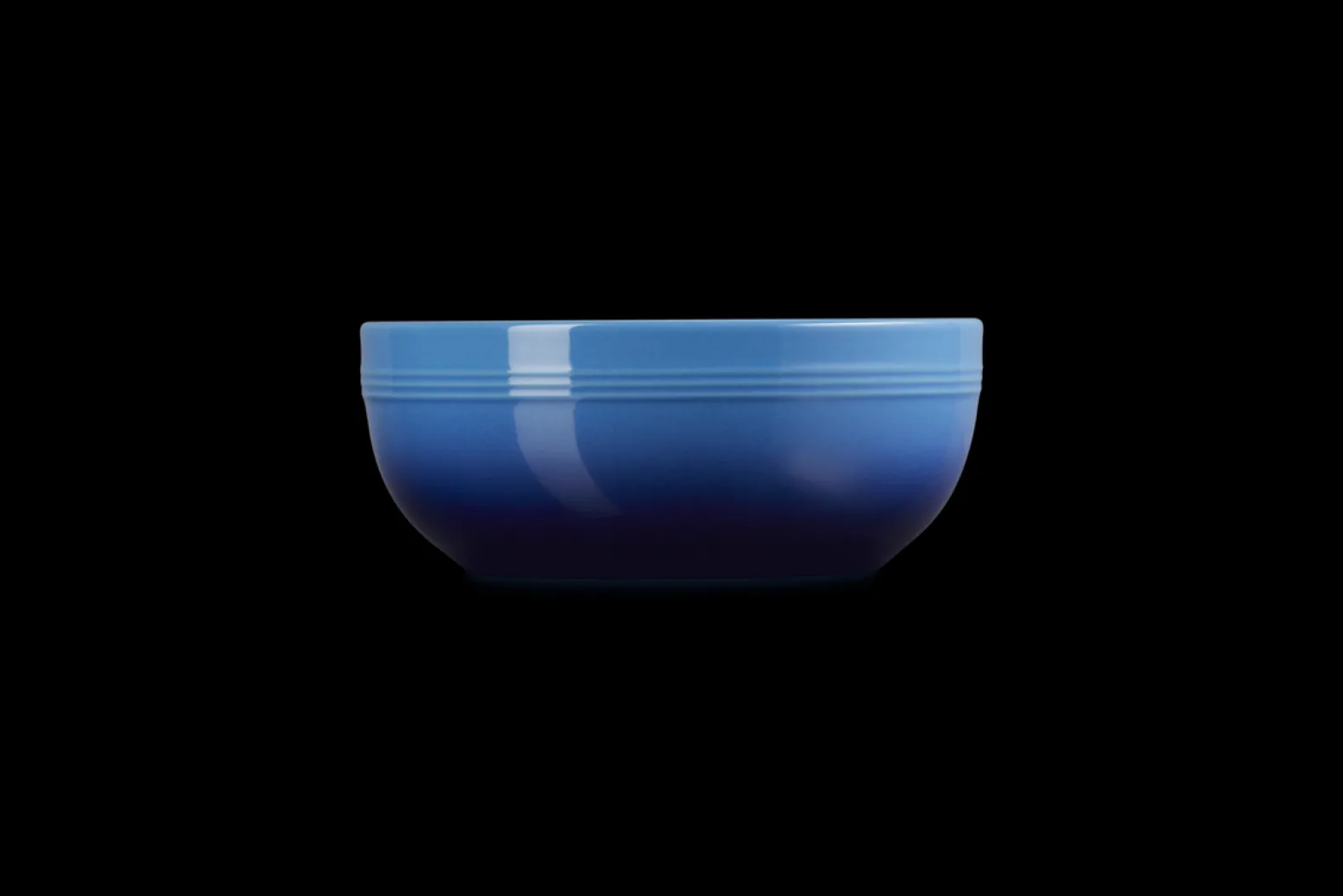 Stoneware Coupe Serving Bowl
