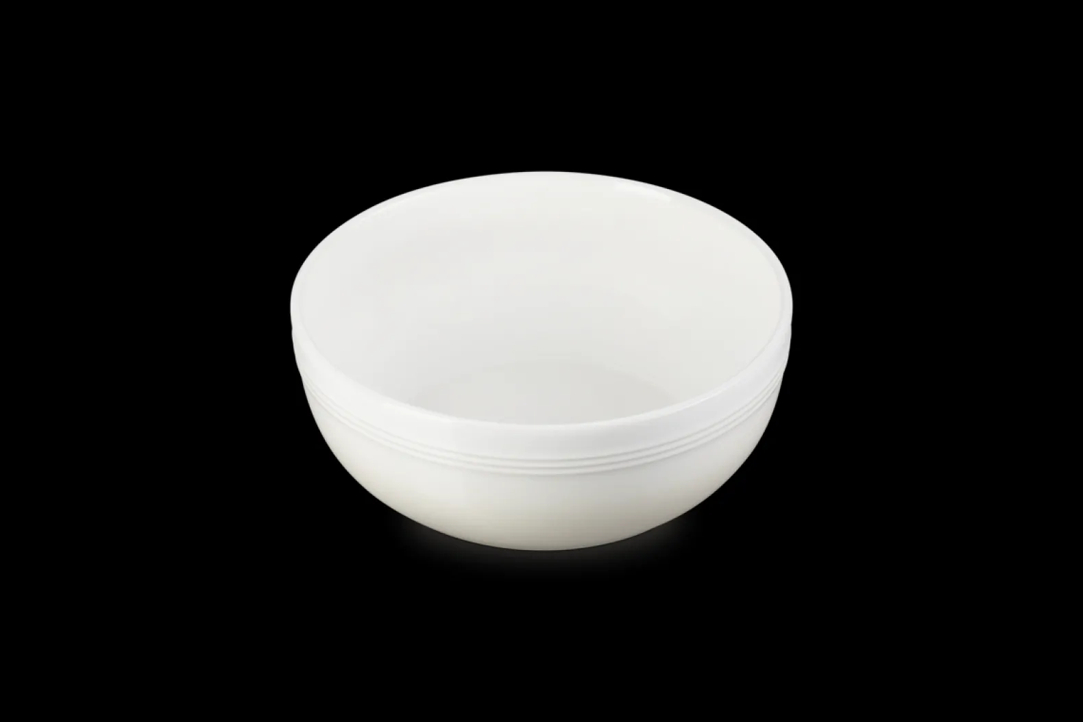 Stoneware Coupe Serving Bowl