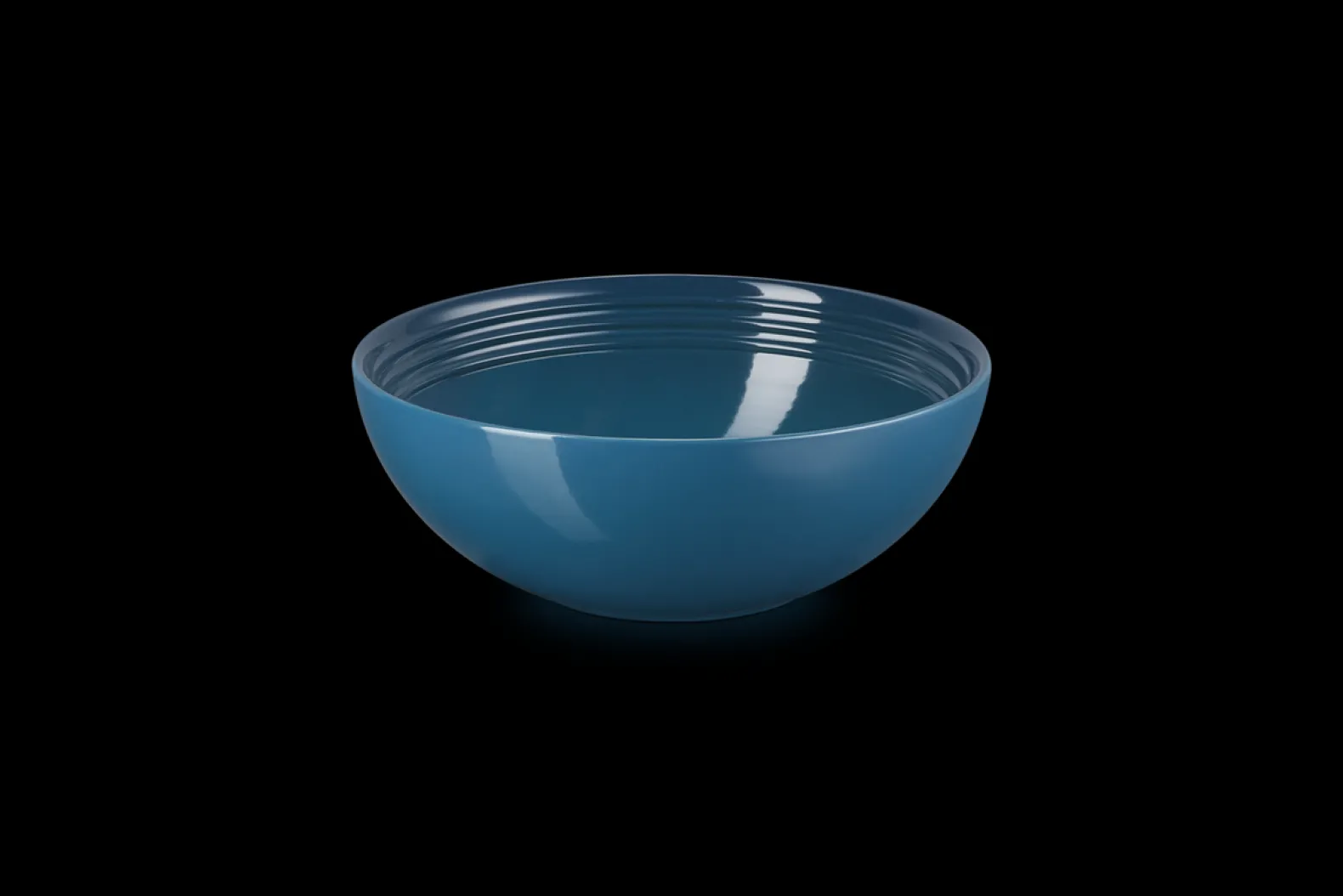 Stoneware Serving Bowl
